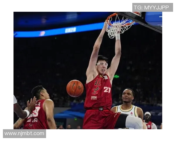 周琦末节发力全场罚篮14次助力球队逆转胜利展现统治力 周琦末节发力全场罚篮14次助力球队逆转胜利展现统治力